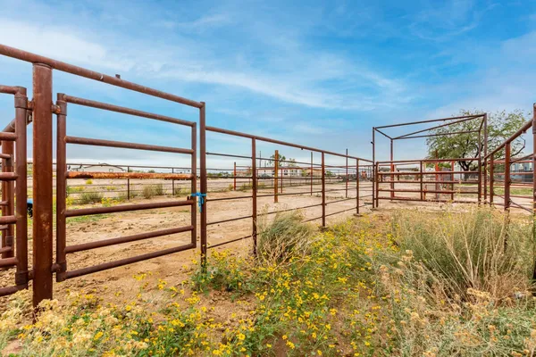 $1,750 | 19305 Black Rock Trail, Florence, AZ 85132