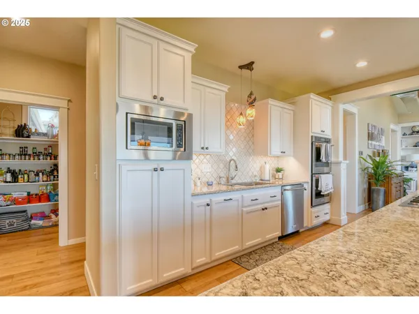 $1,495,000 | 70349 Lakeside Road, Pendleton, OR 97801