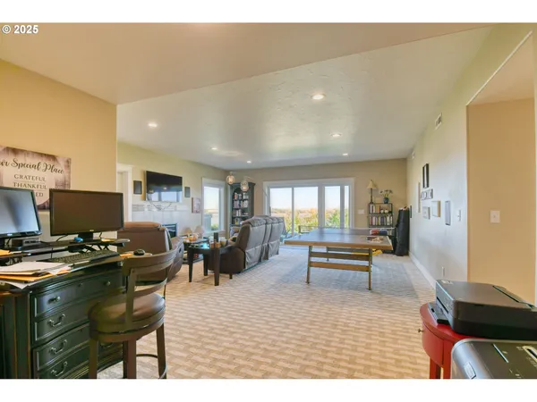 $1,495,000 | 70349 Lakeside Road, Pendleton, OR 97801