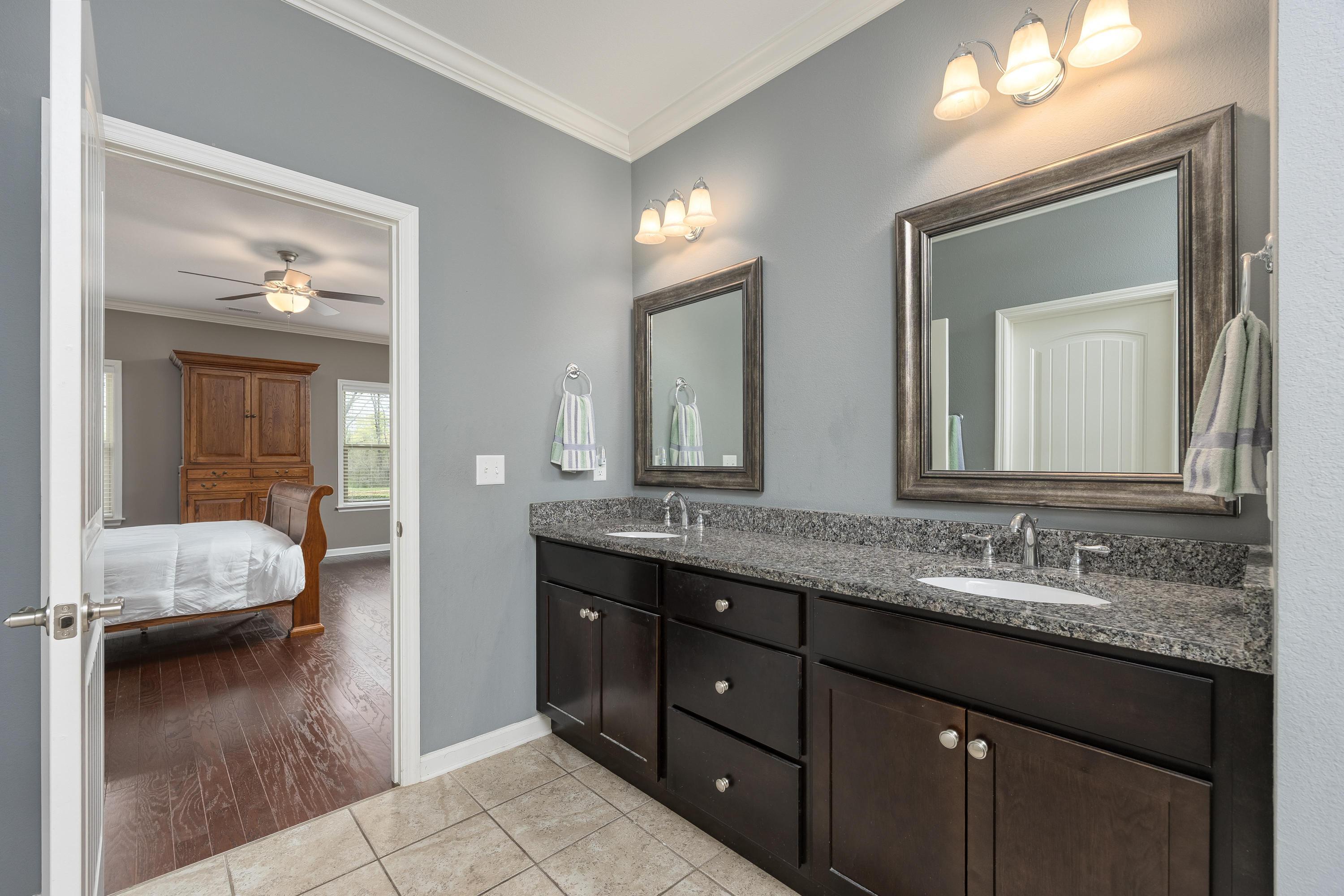 2479 Inverness Drive Northwest Cleveland, TN 37312 - Photo 14 of 28 2025_04_April_2479_Inverness_Dr_NW_0029