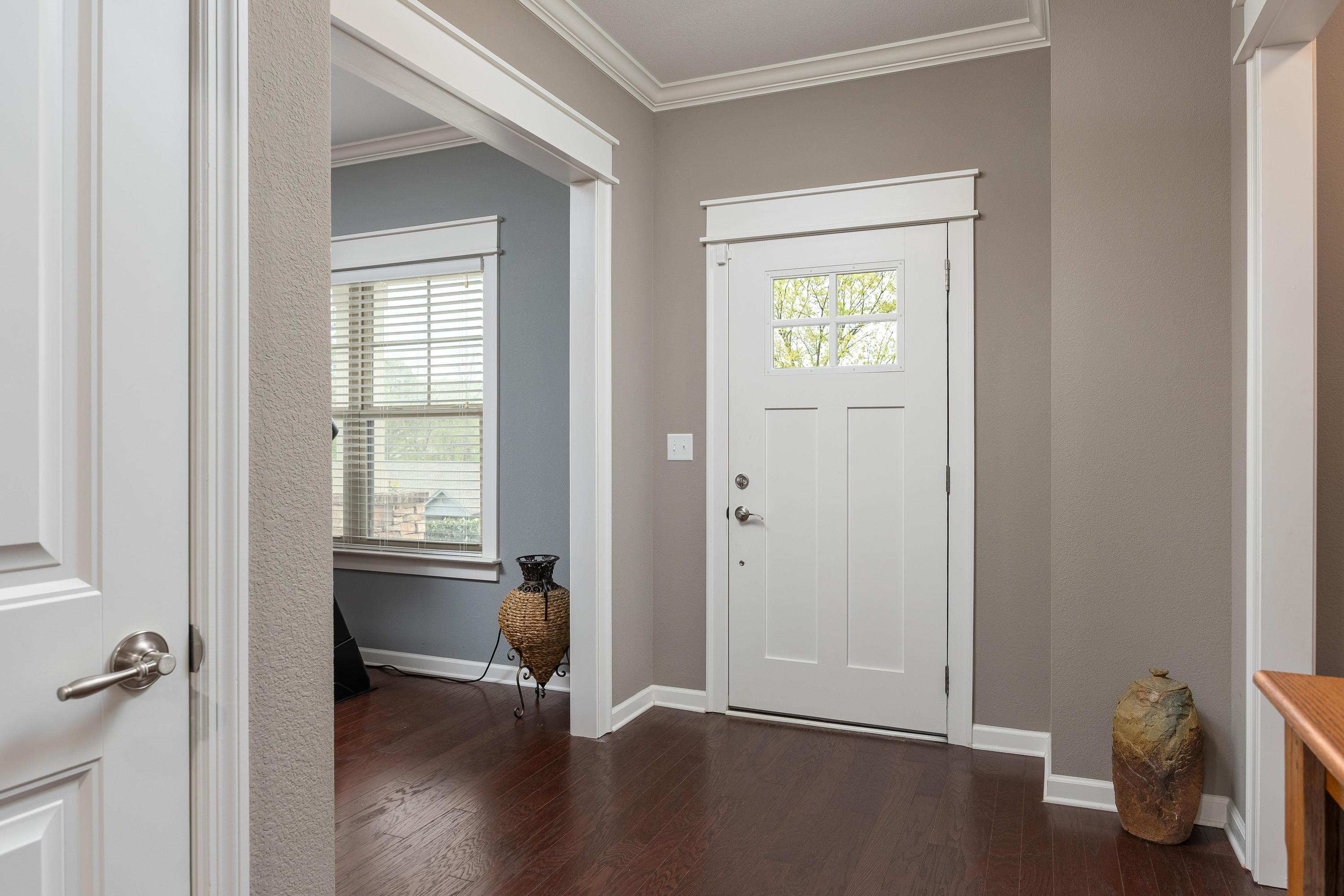 2479 Inverness Drive Northwest Cleveland, TN 37312 - Photo 3 of 28 2025_04_April_2479_Inverness_Dr_NW_0009
