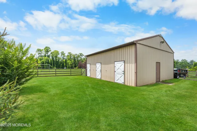 $2,100,000 | 13 Indian Path, Millstone Township, NJ 08535