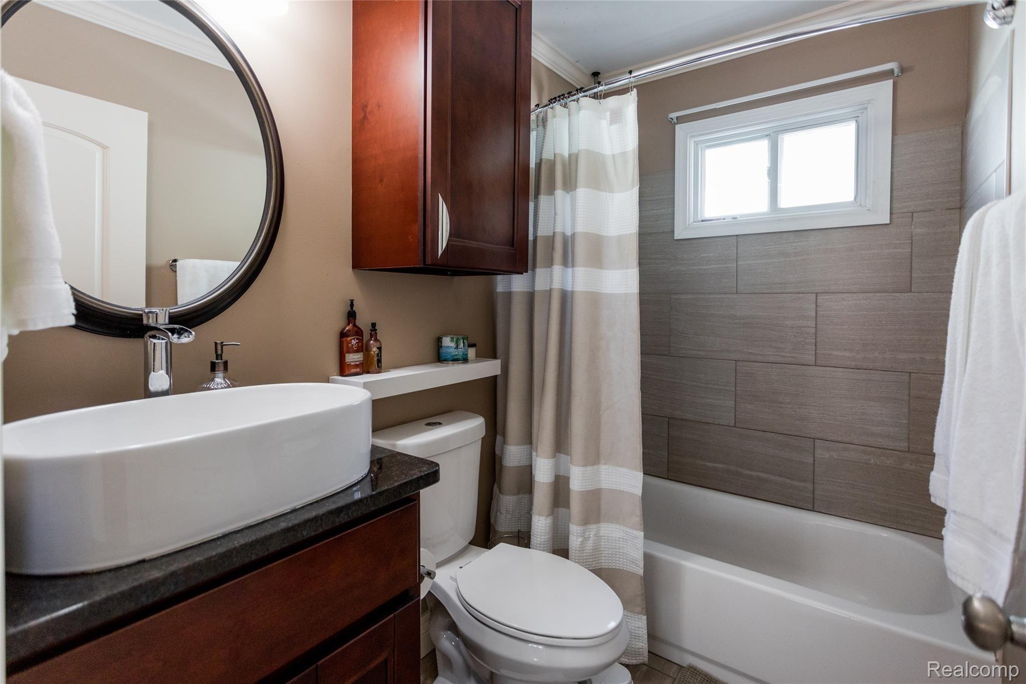 3140 Inman Street Ferndale, MI 48220 - Photo 38 of 51 3140Inman-119.jpg