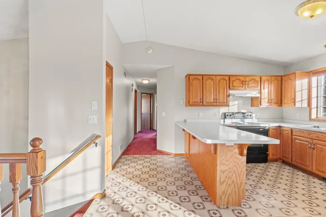 $329,900 | 502 Gumtree Street East, St. Joseph, MN 56374