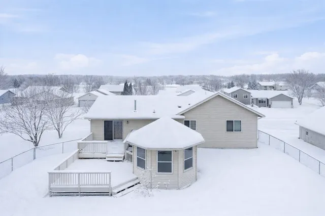 $319,000 | 502 Gumtree Street East, St. Joseph, MN 56374
