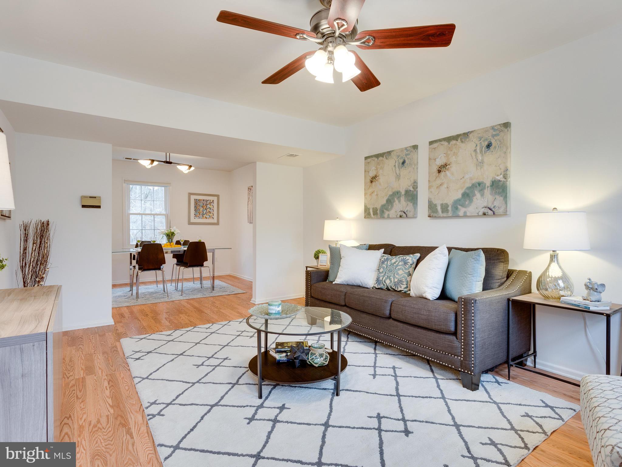 5523 Miles Court Springfield, VA 22151 - Photo 2 of 23 Large Living Room