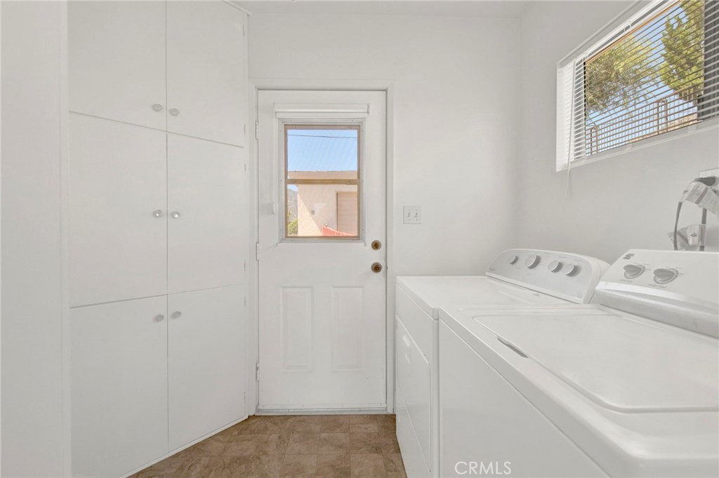 7217 Lonzo Street Tujunga, CA 91042 - Photo 10 of 29