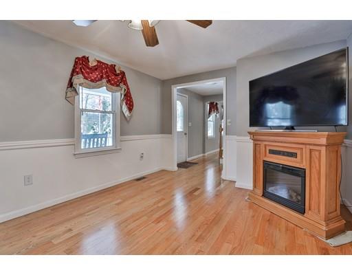 38 South Meadow Road Clinton, MA 01510 - Photo 5 of 42