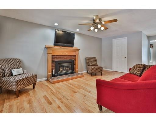 38 South Meadow Road Clinton, MA 01510 - Photo 8 of 42