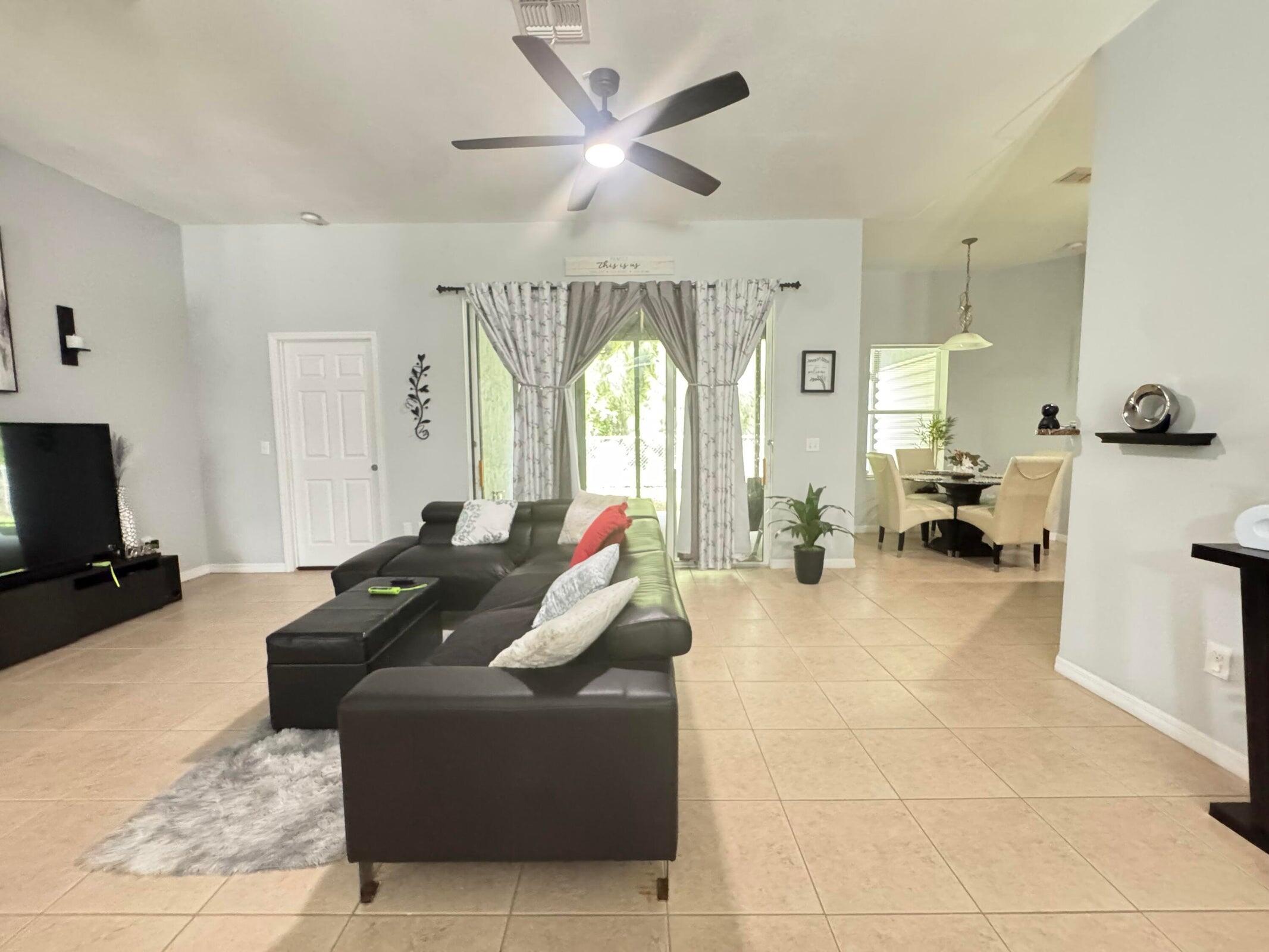 315 Kaye Street Fort Pierce, FL 34947 - Photo 6 of 54 5