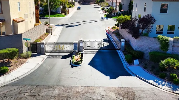 $799,998 | 197 Reed Lane, Henderson, NV 89074