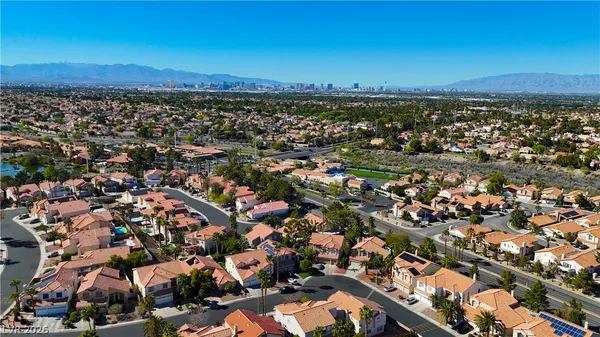 $799,998 | 197 Reed Lane, Henderson, NV 89074