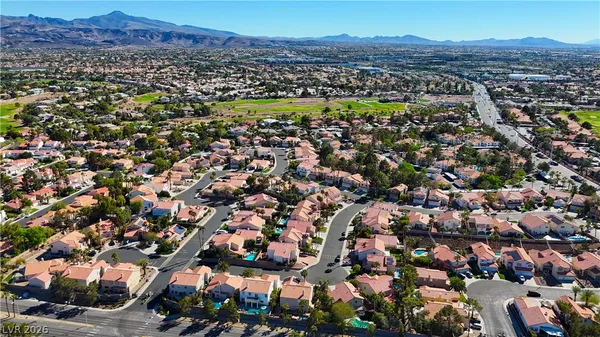 $799,998 | 197 Reed Lane, Henderson, NV 89074