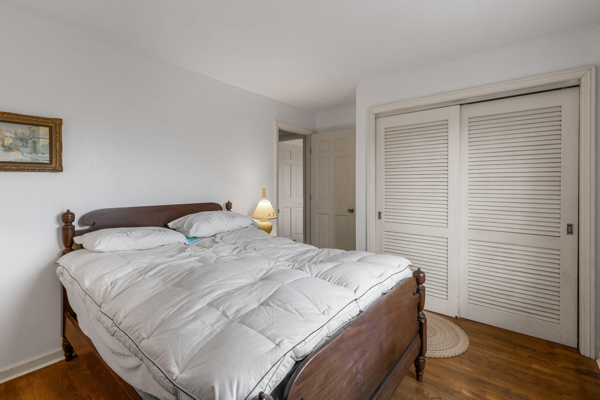 46 Chippingstone Road Chatham, MA 02633 - Photo 21 of 35 a bedroom with a bed and a window