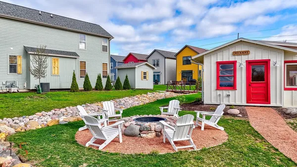 $449,000 | 100 Great Loop E Drive, Unit 40, Ottawa, IL 61350