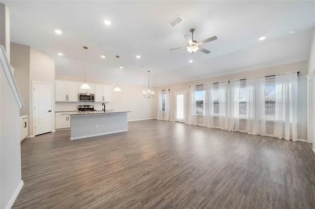 $2,800 | 908 Cobalt Drive, Celina, TX 75009