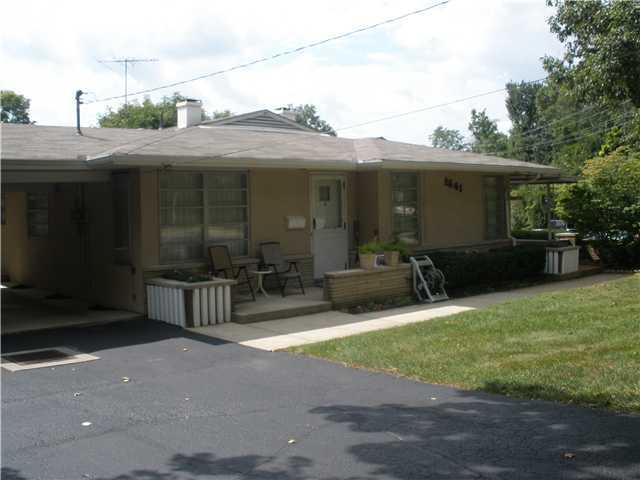 1641 Roxbury Road Marble Cliff, OH 43212 - Photo 2 of 6