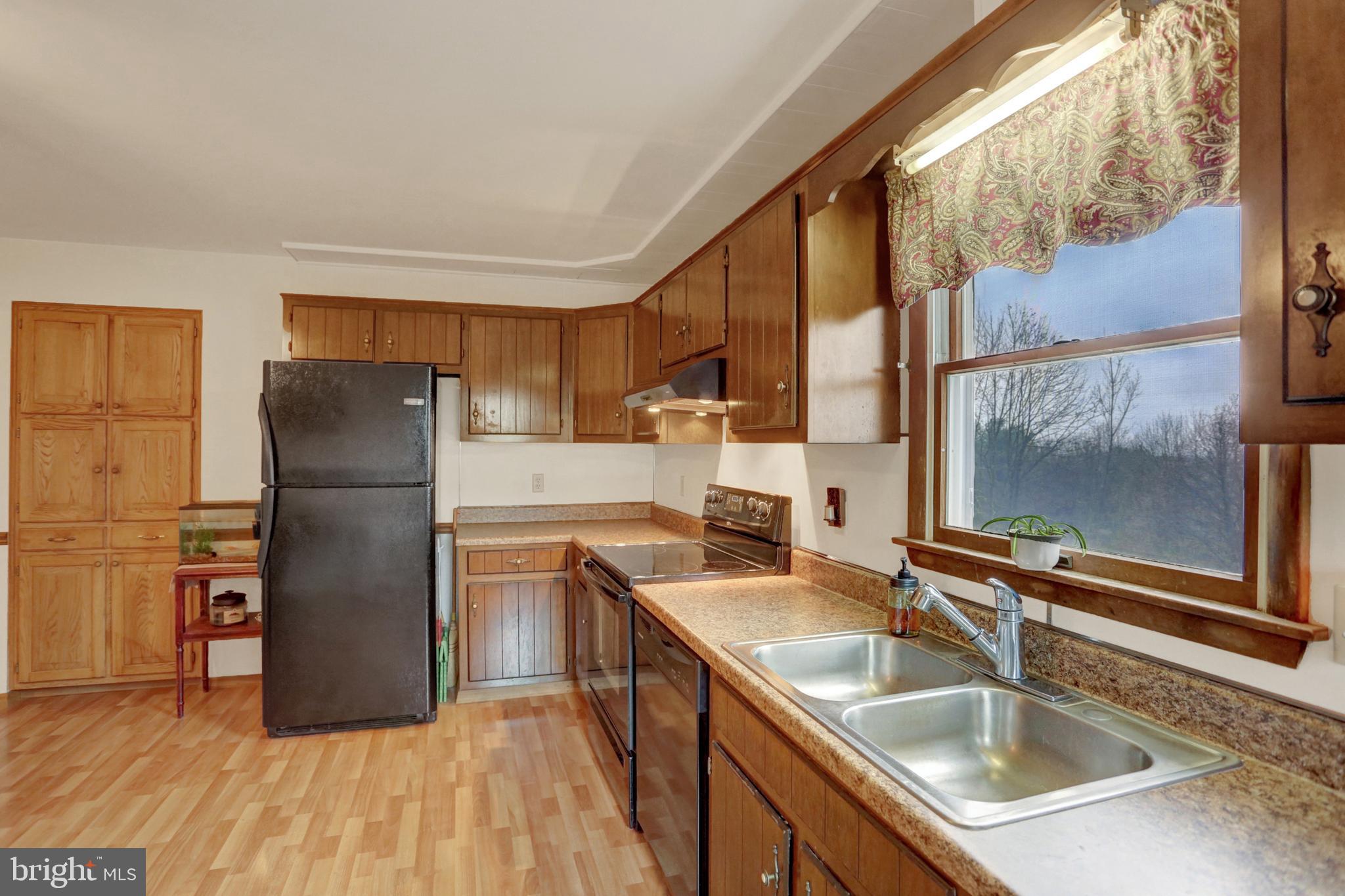 6120 Middle Ridge Road Newport, PA 17074 - Photo 6 of 23 Gallery Image 6