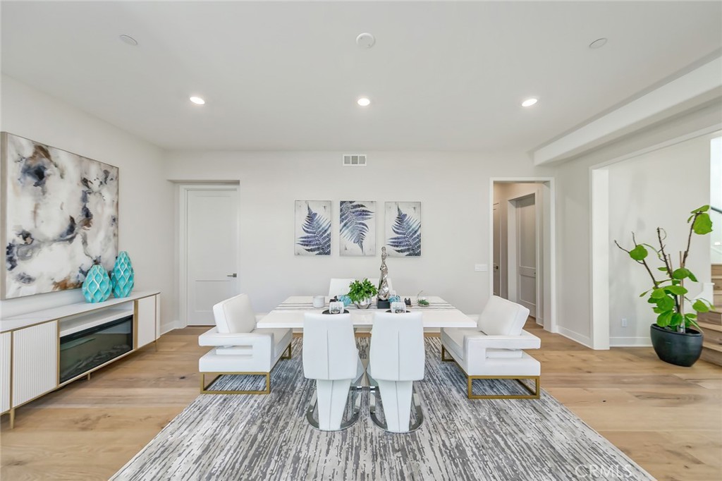 66 Bolide Irvine, CA 92618 - Photo 17 of 59