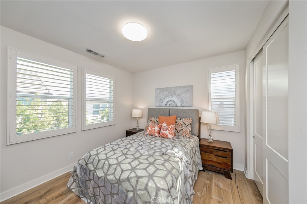 66 Bolide Irvine, CA 92618 - Photo 44 of 59