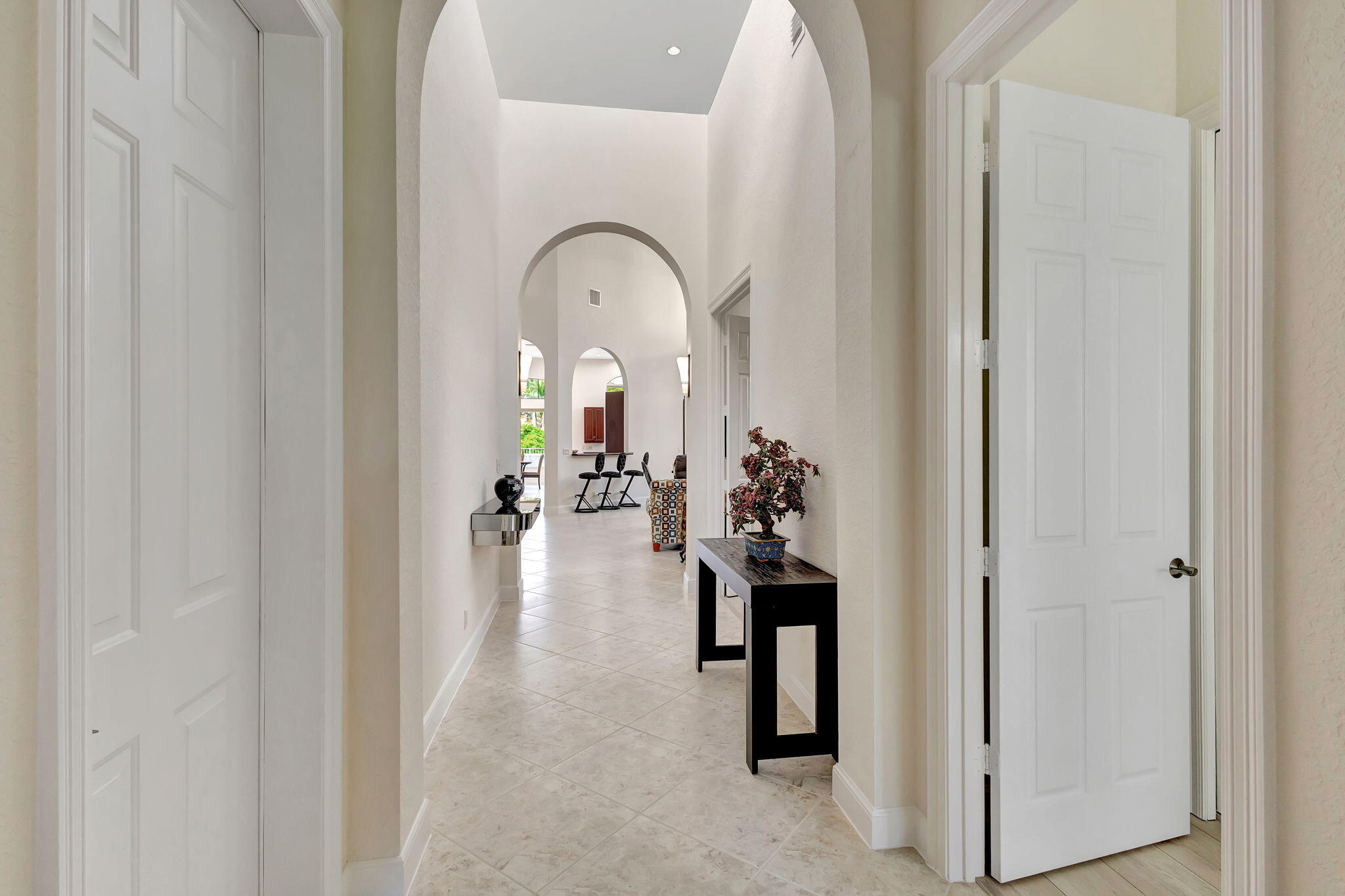 3553 Collonade Drive Wellington, FL 33449 - Photo 6 of 76 Collonade Entry