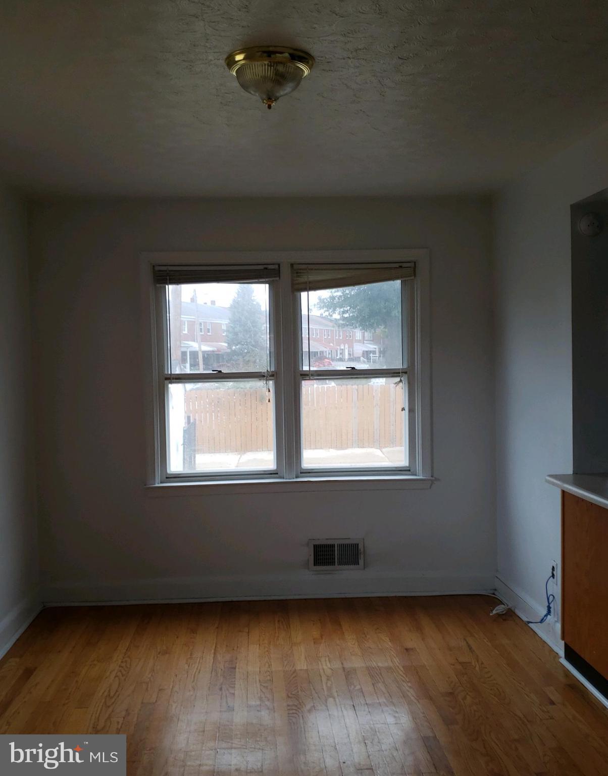 431 Grovethorn Road Baltimore, MD 21220 - Photo 6 of 15