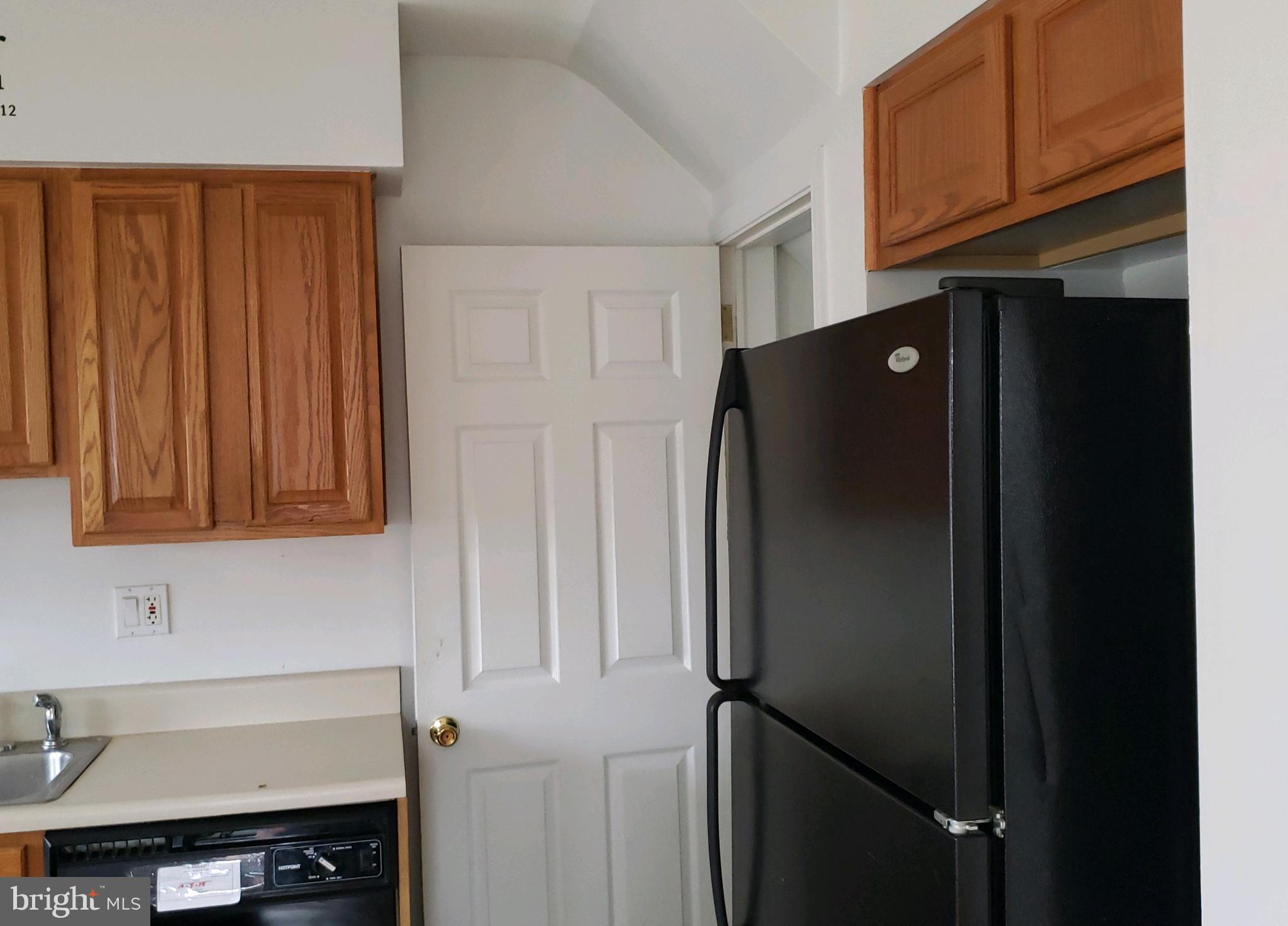 431 Grovethorn Road Baltimore, MD 21220 - Photo 8 of 15
