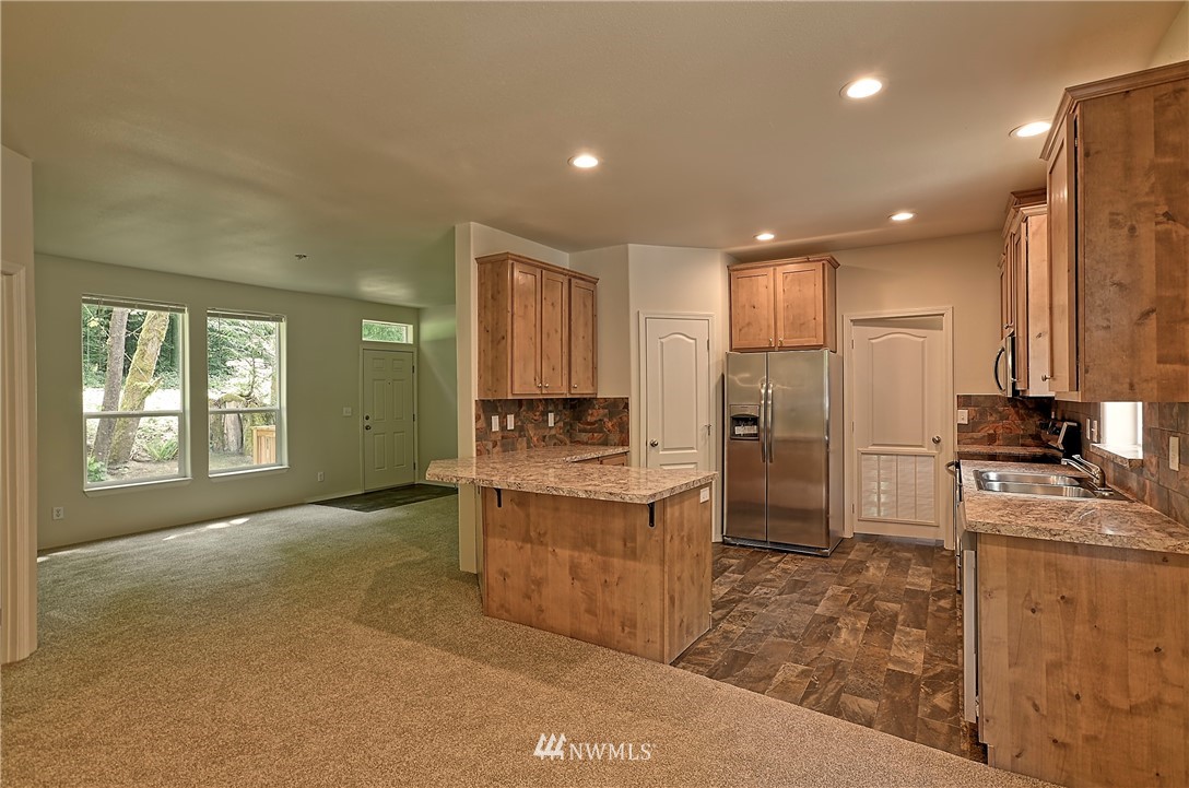 2926 South Lake Roesiger Road Snohomish, WA 98290 - Photo 4 of 18