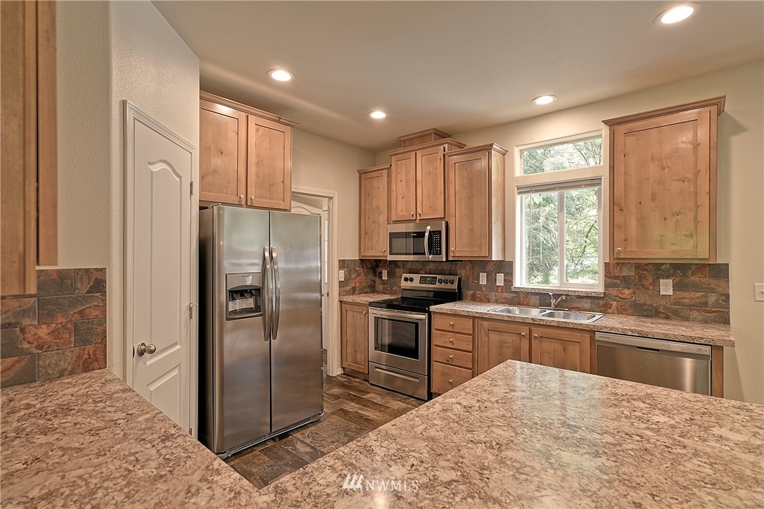 2926 South Lake Roesiger Road Snohomish, WA 98290 - Photo 6 of 18