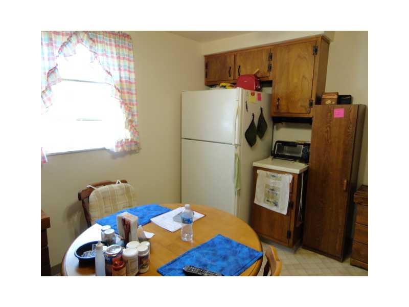 105 William Circle McKees Rocks, PA 15136 - Photo 3 of 12 Kitchen.