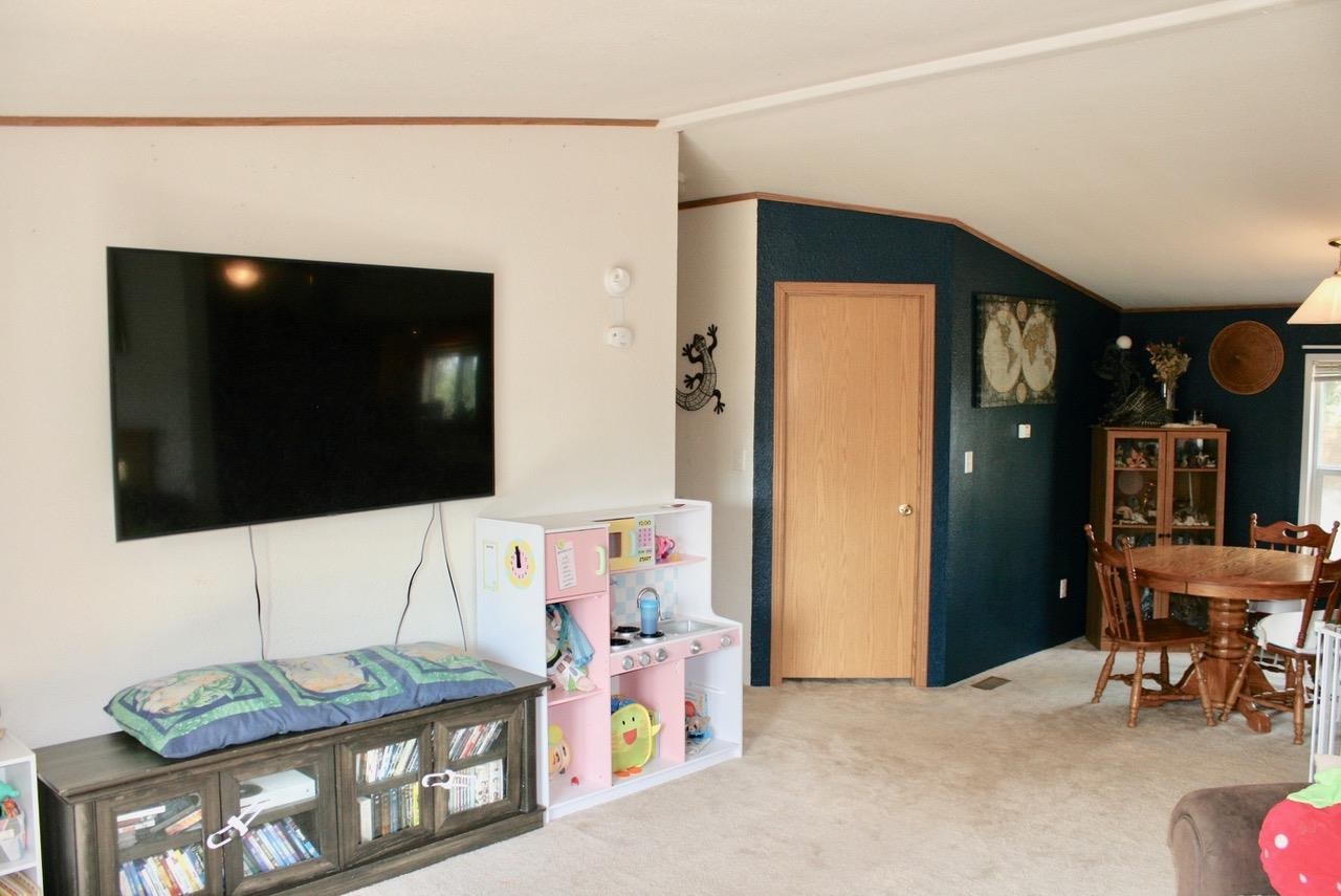 5220 Stanton Road Deer Park, WA 99006 - Photo 5 of 32 Gallery Image 5