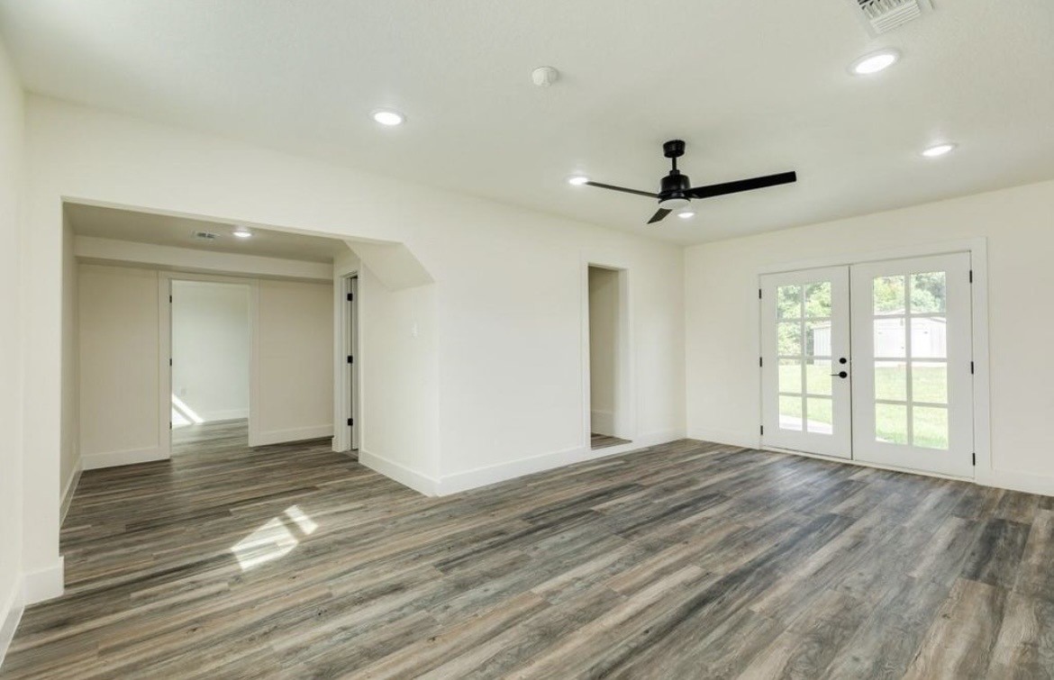 1200 Gifford Lane Angleton, TX 77515 - Photo 16 of 26