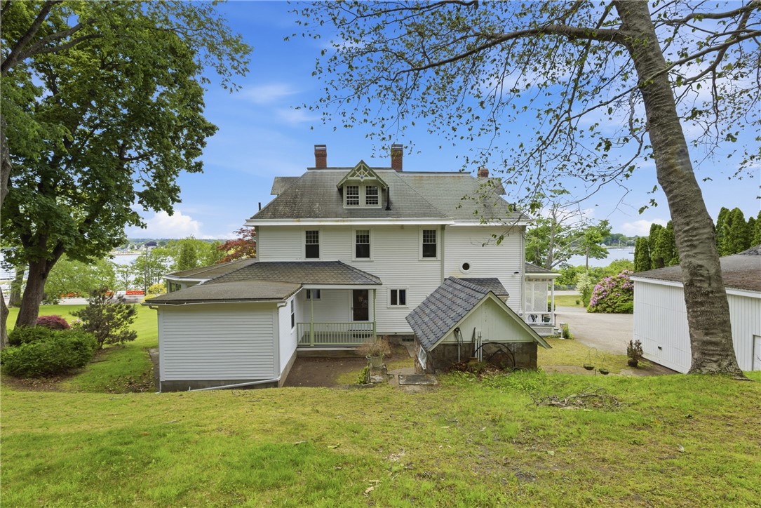1660 Main Road Tiverton, RI 02878 - Photo 34 of 50