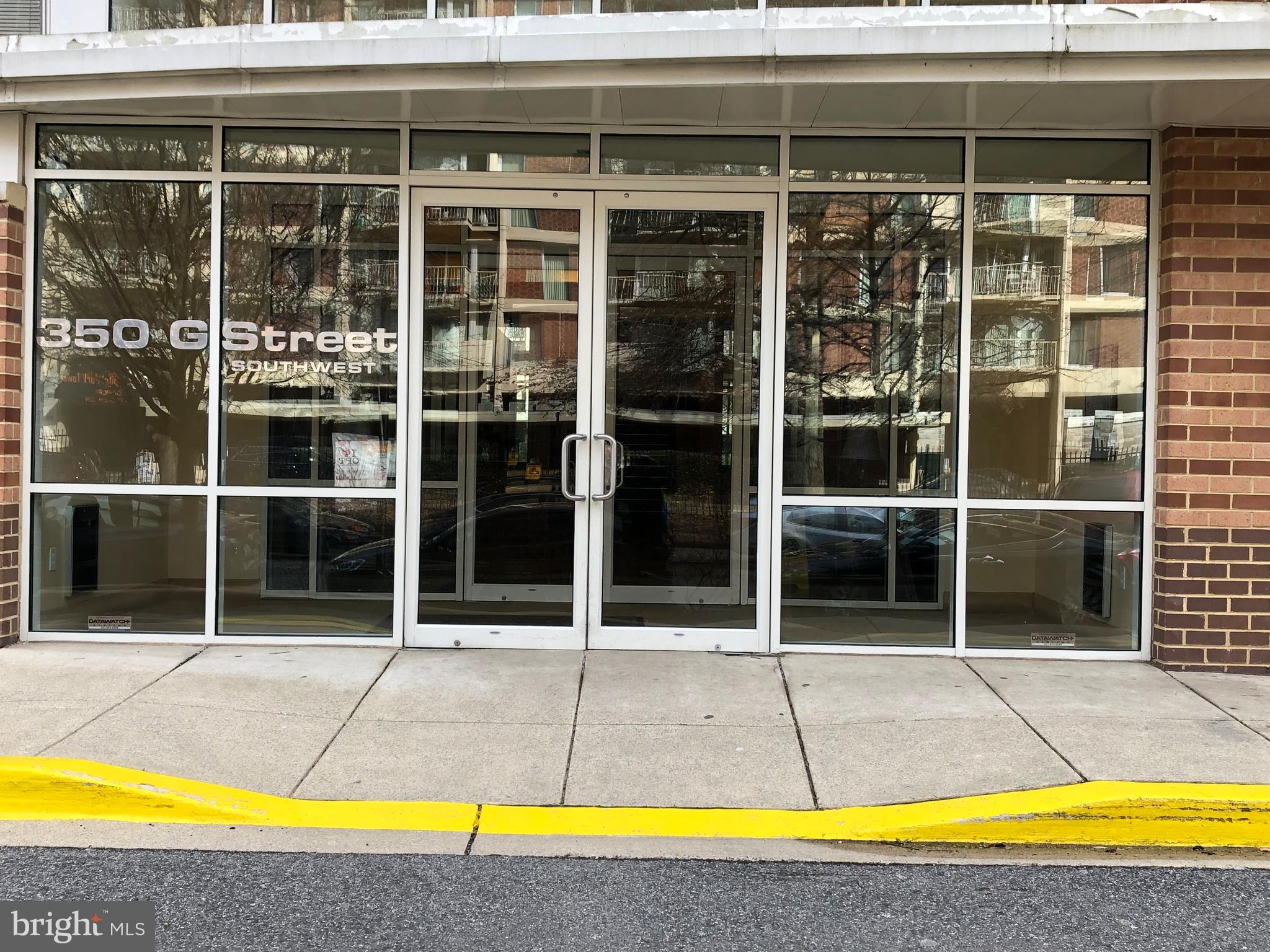 350 G Street Southwest, Unit N604 Washington, DC 20024 - Photo 2 of 17 Exterior