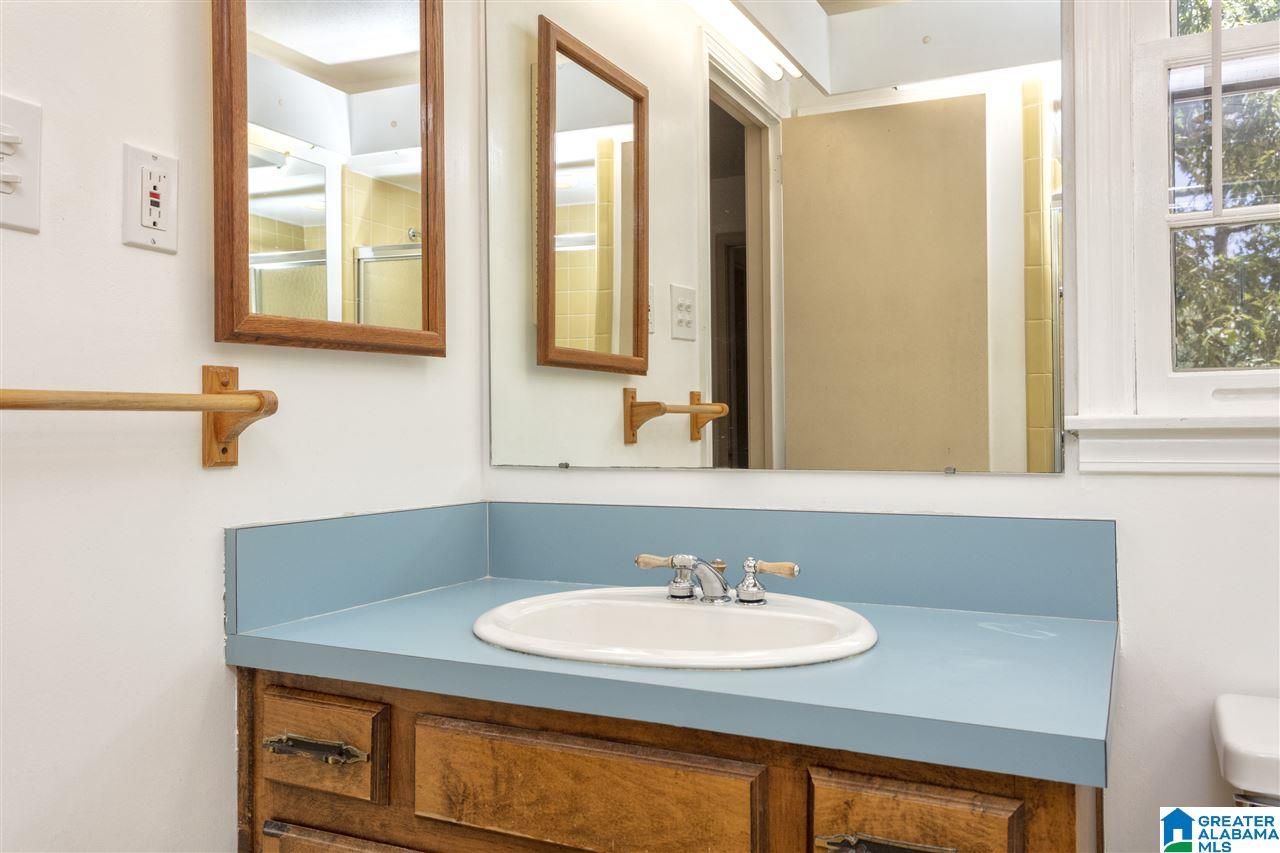 1392 Al Seier Road Birmingham, AL 35226 - Photo 20 of 39