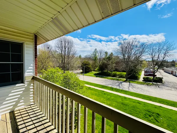 $1,500 | 531 Leah Lane, Unit 3C, Woodstock, IL 60098