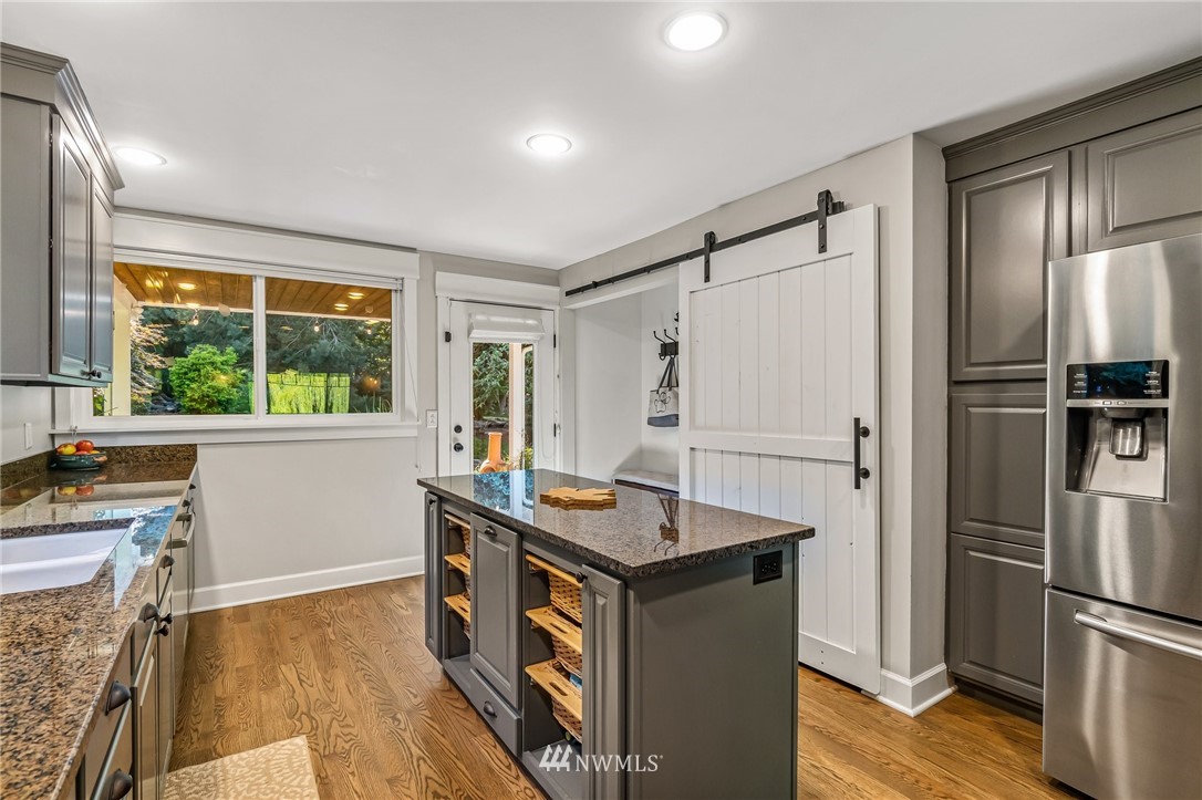 21032 9th Avenue Southeast Bothell, WA 98021 - Photo 10 of 29