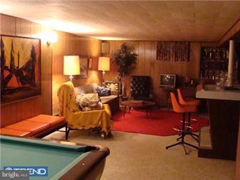 3539 Stoudts Ferry Bridge Road Reading, PA 19605 - Photo 9 of 12 Family Room