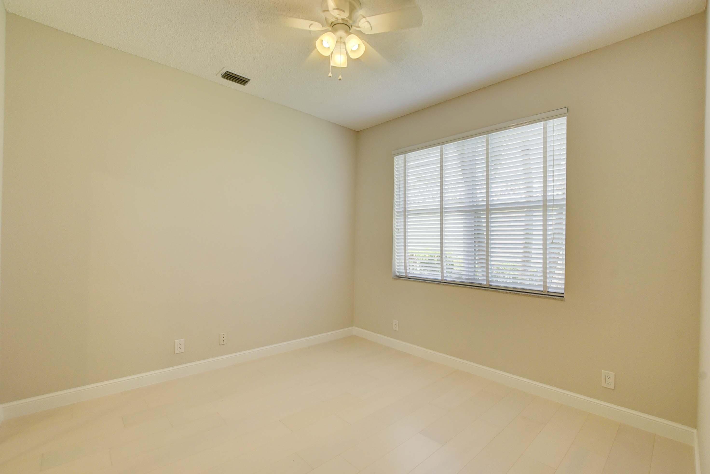 10075 Umberland Place Boca Raton, FL 33428 - Photo 26 of 45 2nd Secondary Bedroom