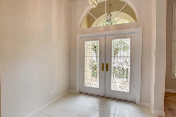 a view of an entryway