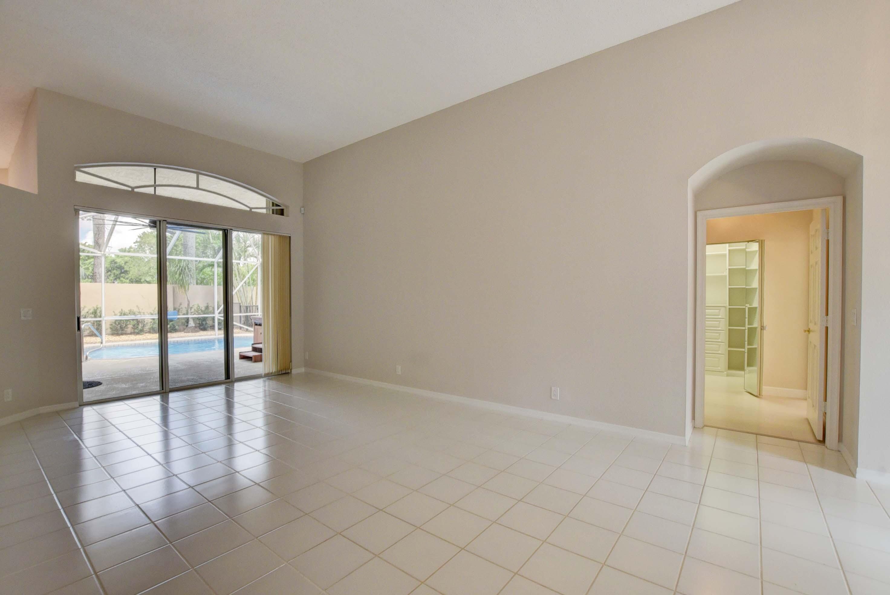 10075 Umberland Place Boca Raton, FL 33428 - Photo 6 of 45 Very Light & Bright