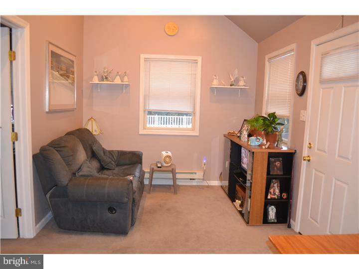 417 Thatcher Road Springfield, PA 19064 - Photo 15 of 20 In-law Suite