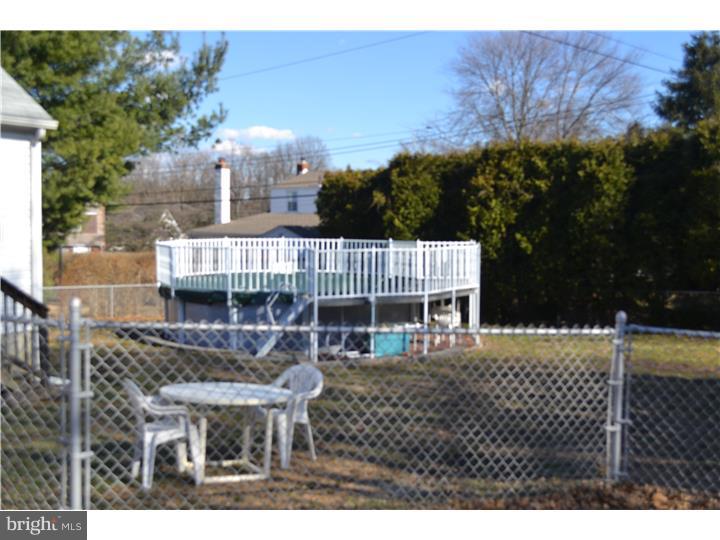417 Thatcher Road Springfield, PA 19064 - Photo 19 of 20 Pool