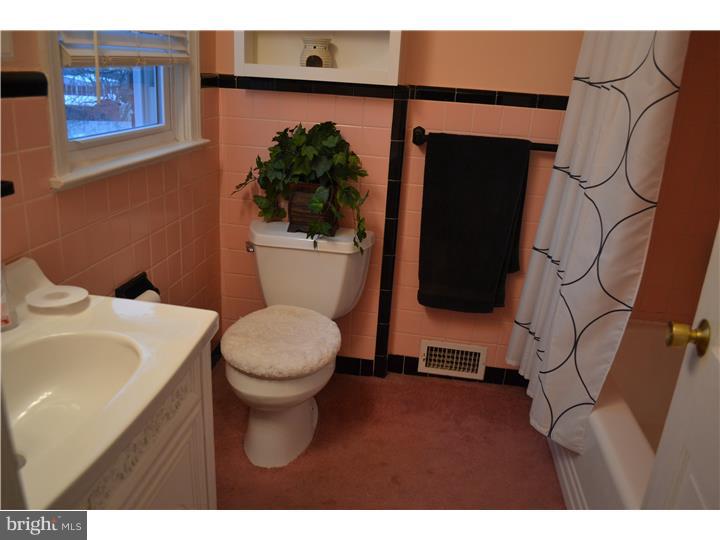 417 Thatcher Road Springfield, PA 19064 - Photo 10 of 20 Bathroom