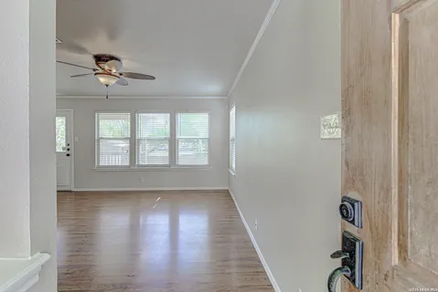 $255,000 | 22 Sunflower Run, San Antonio, TX 78240