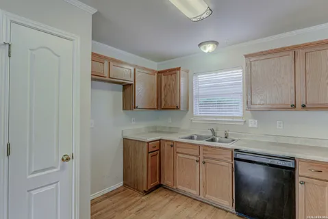 $255,000 | 22 Sunflower Run, San Antonio, TX 78240