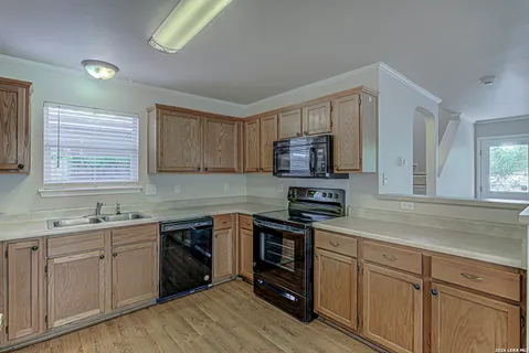 $255,000 | 22 Sunflower Run, San Antonio, TX 78240