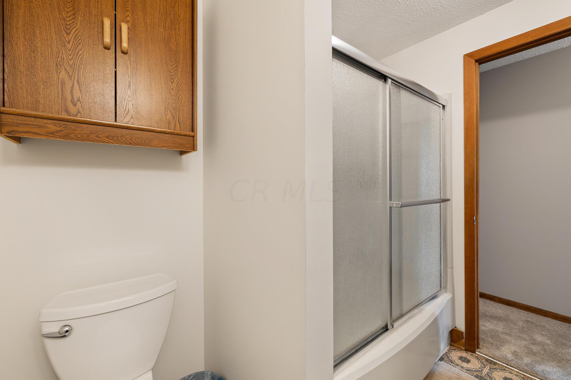3780 Snodgrass Road Mansfield, OH 44903 - Photo 20 of 42 int-bath-upstairs-2