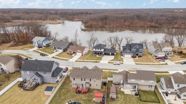 $529,900 | 1089 Lakeview Drive, Hobart, IN 46342