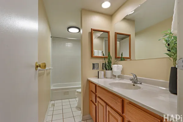 $399,900 | 25661 West Blakely Parkway, Wauconda, IL 60084
